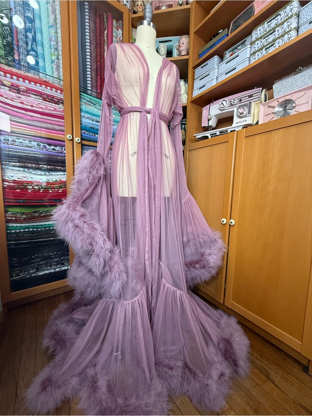 Catherine DLISH Cassandra dressing gown mauve robe medium
